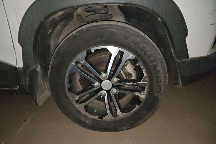 Used Bisu T3 2017 1.3T CVT Luxury Model Right Front Wheel Hub
