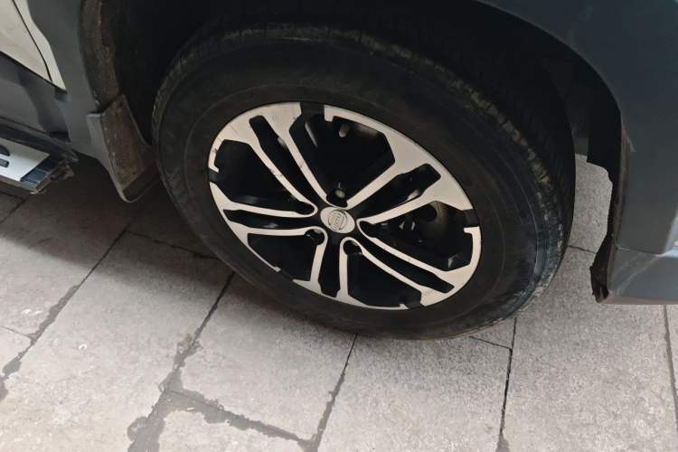Used Bisu T3 2017 1.3T CVT Luxury Model Right Front Wheel Hub