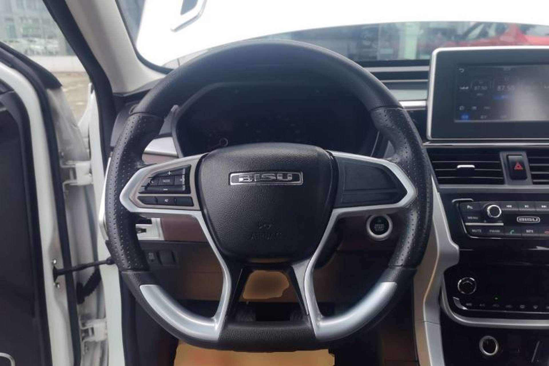 Used Bisu T3 2017 1.3T Manual Luxury Model Steering Wheel