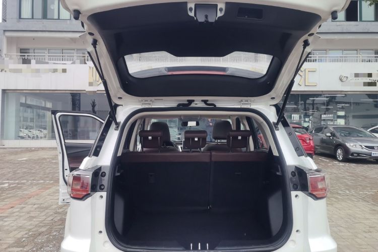 Used Bisu T3 2017 1.3T Manual Luxury Model Trunk