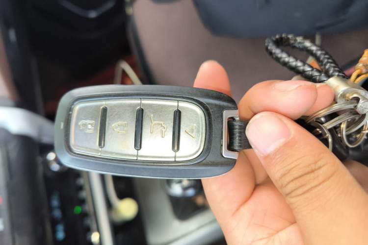 Used Bisu T3 2017 1.3T Manual Luxury Model Vehicle Key