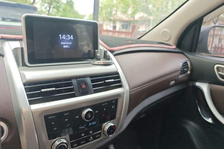 Used Bisu T5 2017 1.5T Manual Comfort Model Audio And AC Panel