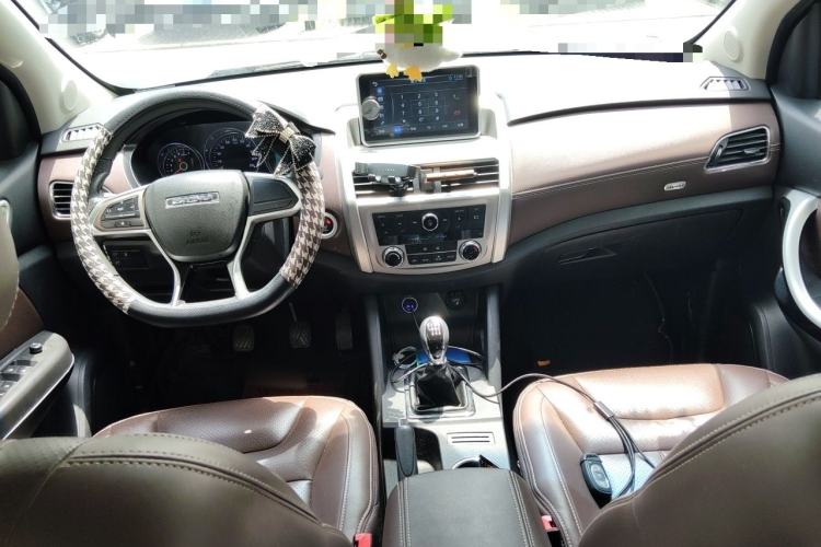 Used Bisu T5 2017 1.5T Manual Comfort Model Center Console