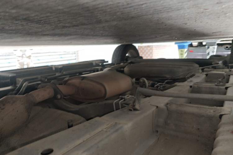 Used Bisu T5 2017 1.5T Manual Comfort Model Chassis Front Right