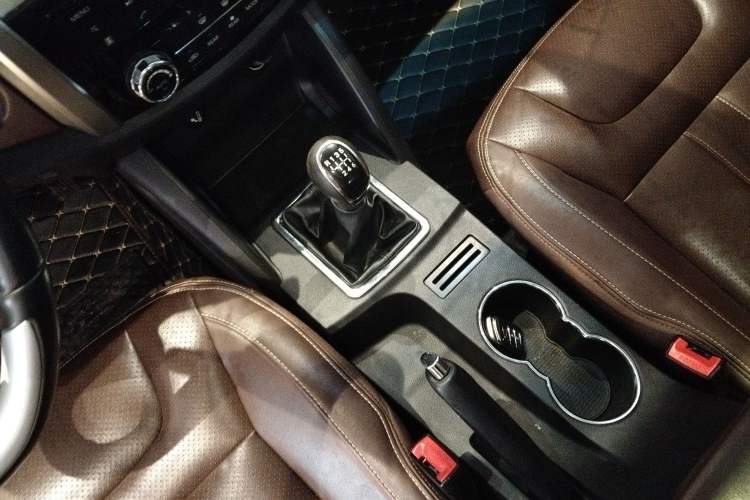 Used Bisu T5 2017 1.5T Manual Luxury Model Gear Lever