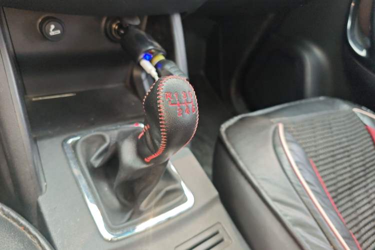 Used Bisu T5 2017 1.5T Manual Comfort Model Gear Lever