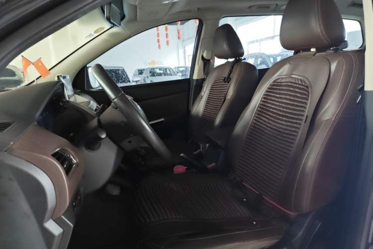 Used Bisu T5 2017 1.5T Manual Comfort Model Left Front Seat