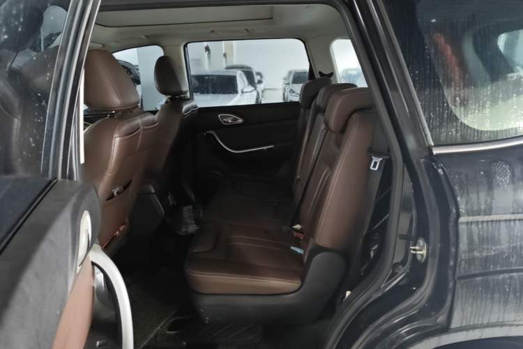 Used Bisu T5 2017 1.5T Manual Comfort Model Left Rear Seat