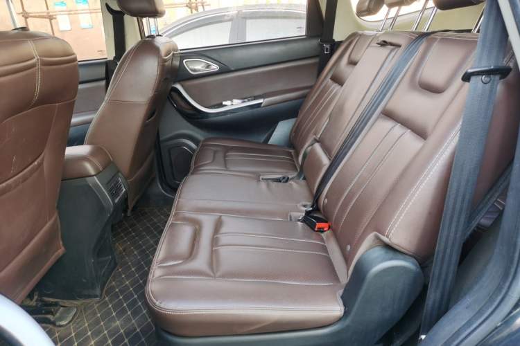 Used Bisu T5 2017 1.5T Manual Comfort Model Left Rear Seat