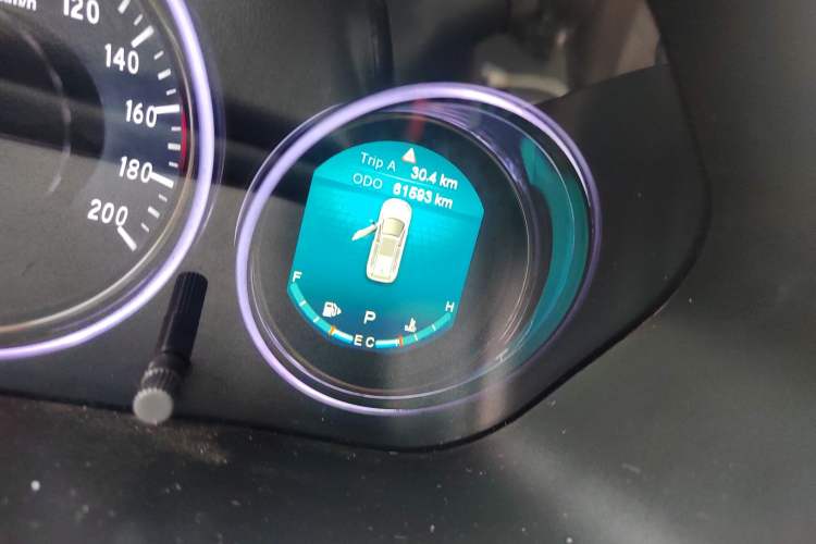 Used Bisu T5 2017 1.5T Automatic Luxury Model Odometer Close Up