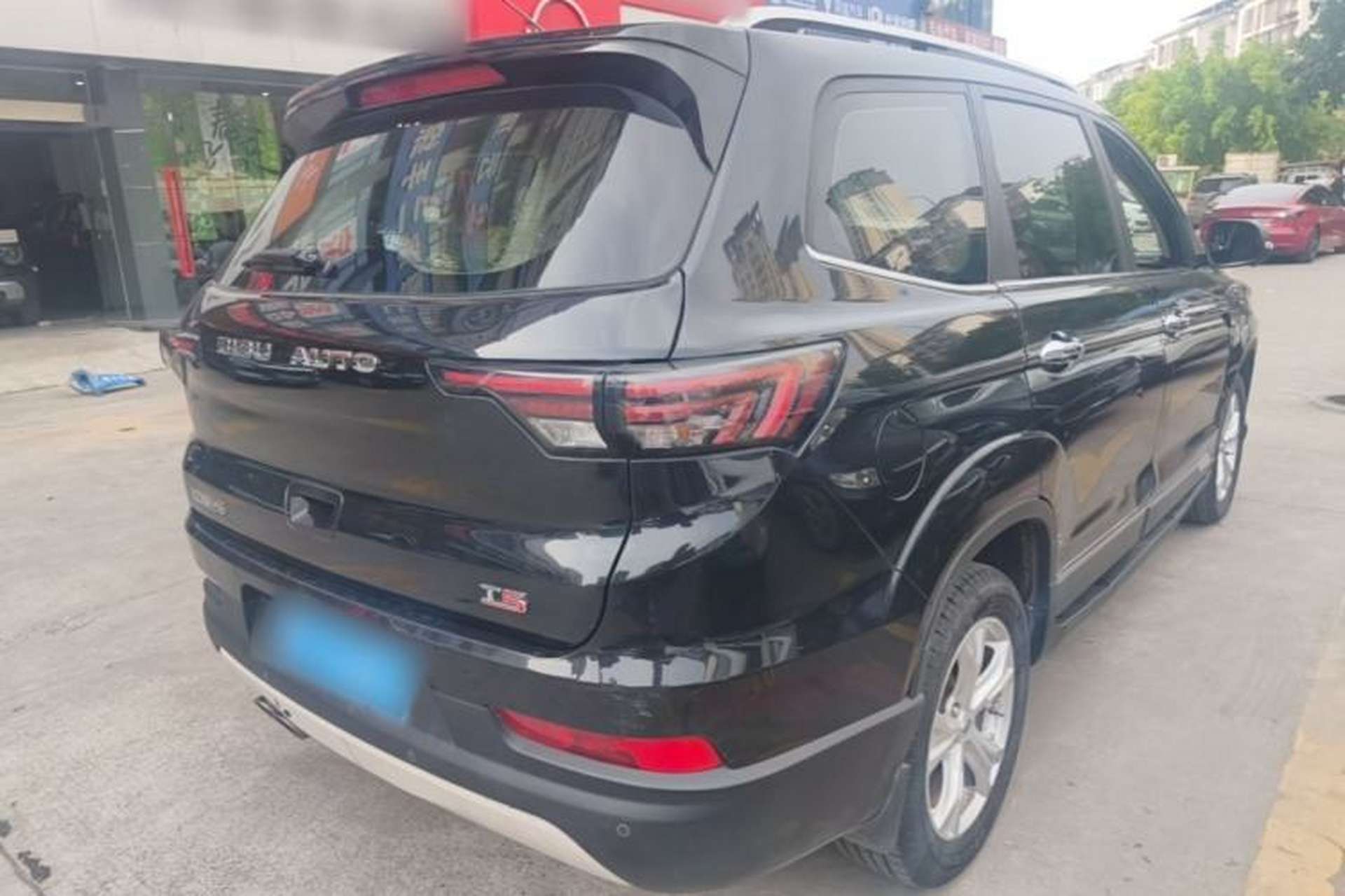 Used Bisu T5 2017 1.5T Manual Luxury Model Rear Right 45 Deg