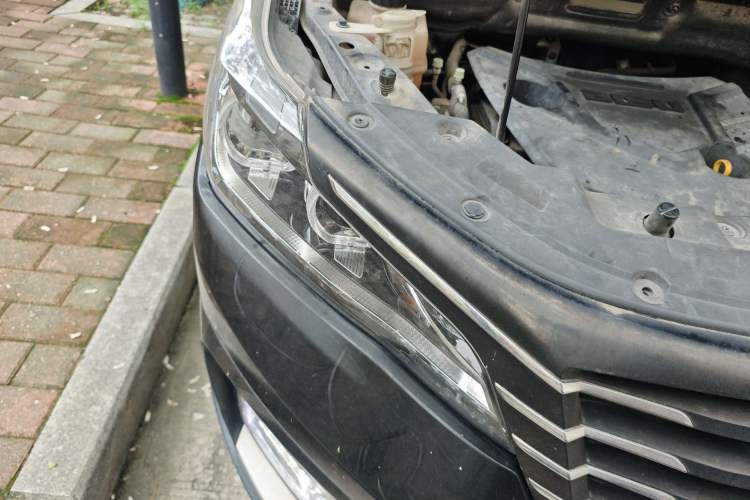 Used Bisu T5 2017 1.5T Manual Comfort Model Right Front Headlight