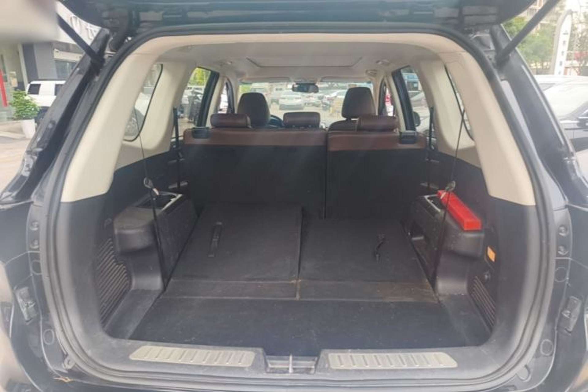 Used Bisu T5 2017 1.5T Manual Luxury Model Trunk