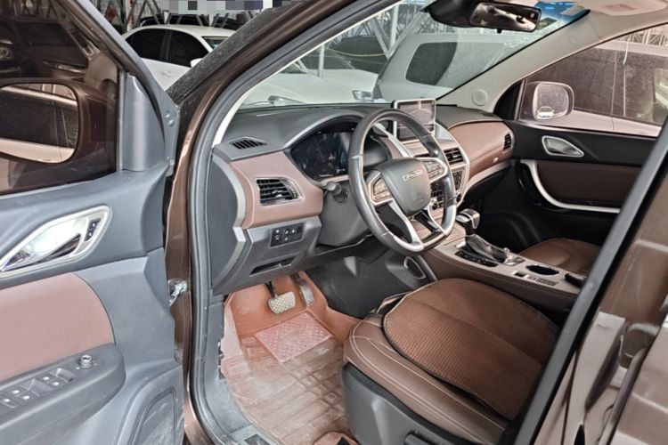 Used Bisu T5 2017 1.5T Automatic Luxury Model Driver Seat