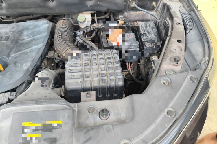 Used Bisu T5 2017 1.5T Manual Luxury Model Engine Bay Left