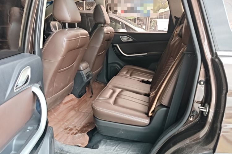 Used Bisu T5 2017 1.5T Automatic Luxury Model Left Rear Seat