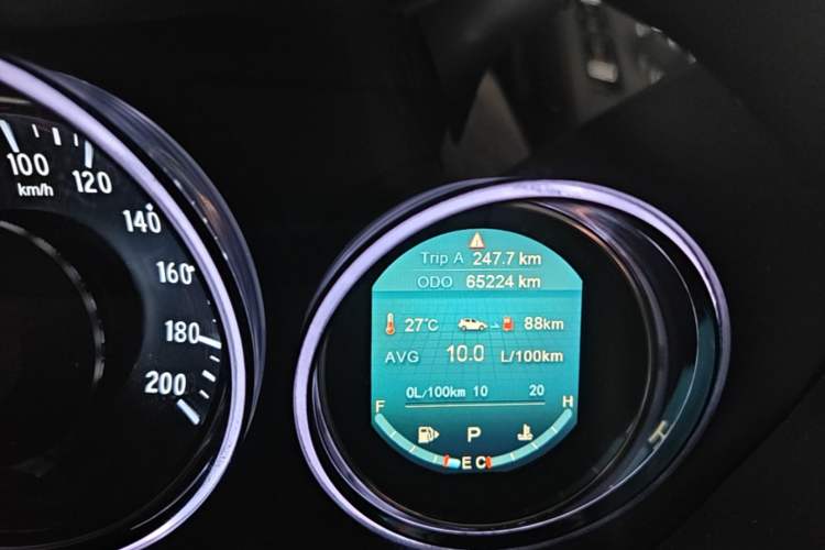Used Bisu T5 2017 1.5T Automatic Luxury Model Odometer Close Up