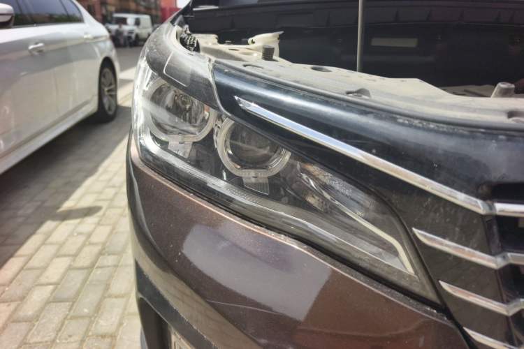 Used Bisu T5 2017 1.5T Manual Comfort Model Right Front Headlight