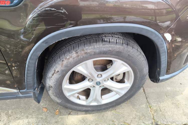 Used Bisu T5 2017 1.5T Manual Luxury Model Right Front Wheel Hub