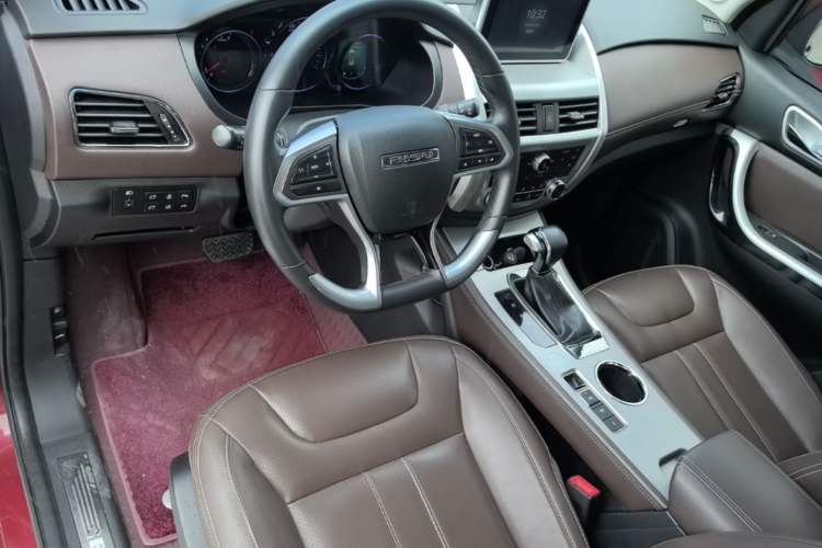 Used Bisu T5 2017 1.5T Automatic Flagship Model Center Console