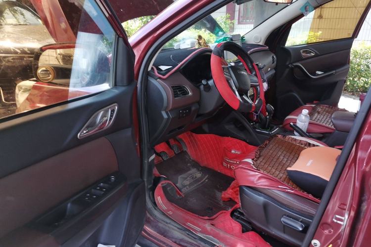 Used Bisu T5 2017 1.5T Manual Luxury Model Driver Seat