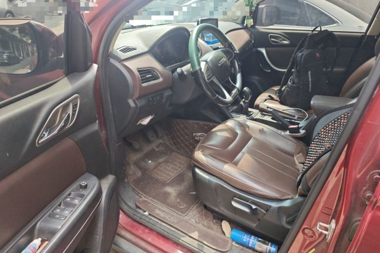 Used Bisu T5 2017 1.5T Manual Luxury Model Driver Seat