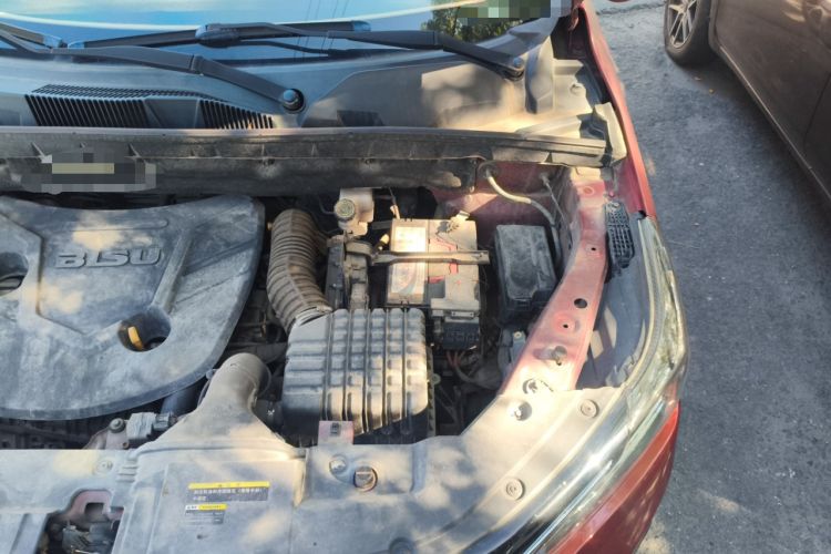 Used Bisu T5 2017 1.5T Automatic Luxury Model Engine Bay Left