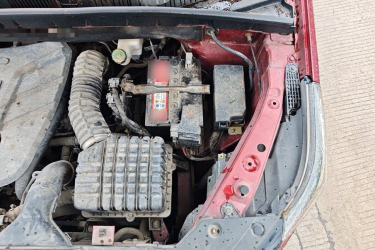 Used Bisu T5 2017 1.5T Manual Luxury Model Engine Bay Left