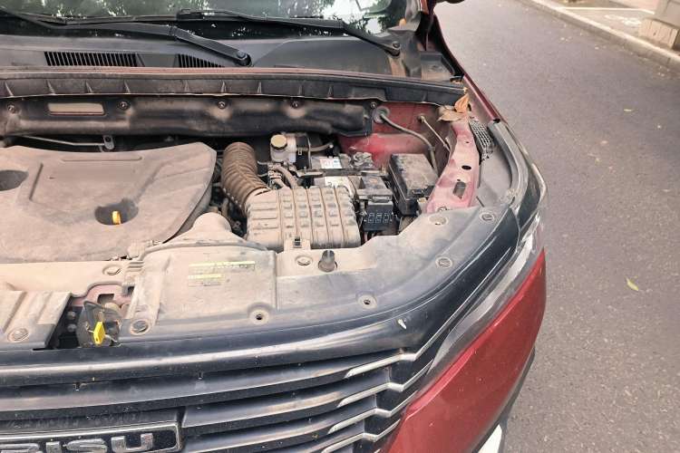 Used Bisu T5 2017 1.5T Manual Elite Version Engine Bay Left