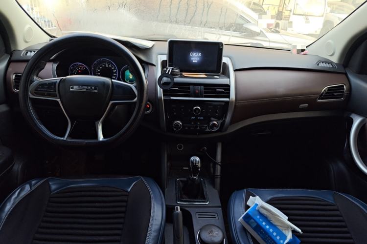 Used Bisu T5 2017 1.5T Manual Comfort Model Interior 2