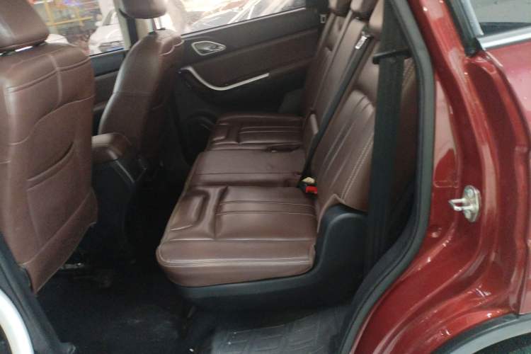 Used Bisu T5 2017 1.5T Automatic Luxury Model Left Rear Seat