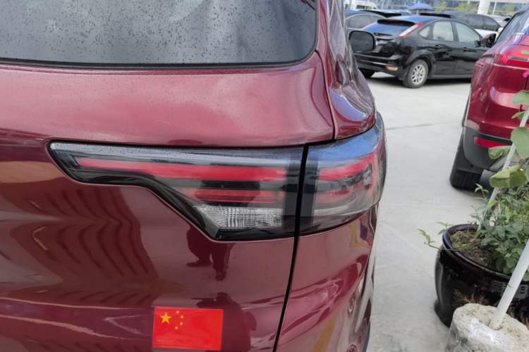 Used Bisu T5 2017 1.5T Automatic Flagship Model Right Rear Taillight