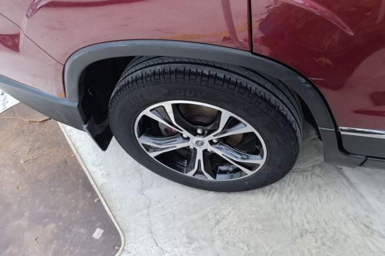 Used Bisu T5 2017 1.5T Automatic Flagship Model Right Rear Wheel Hub