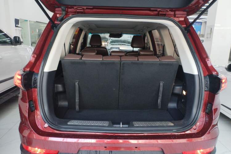 Used Bisu T5 2017 1.5T Automatic Luxury Model Trunk
