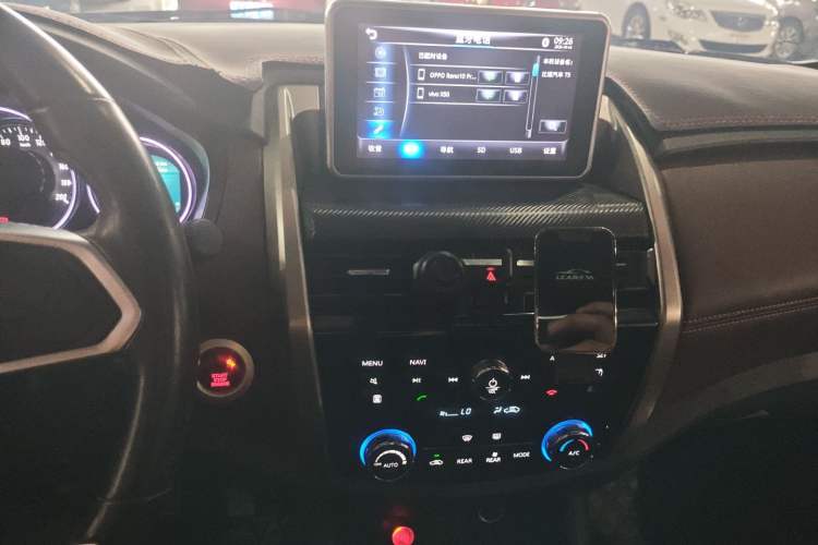 Used Bisu T5 2017 1.5T Manual Luxury Model Audio And AC Panel