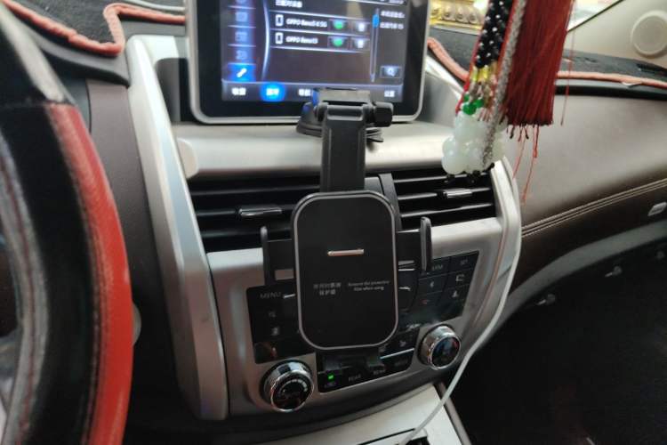 Used Bisu T5 2017 1.5T Automatic Flagship Model Audio And AC Panel
