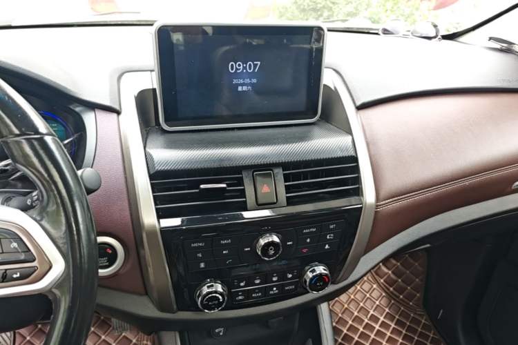 Used Bisu T5 2017 1.5T Manual Luxury Model Audio And AC Panel