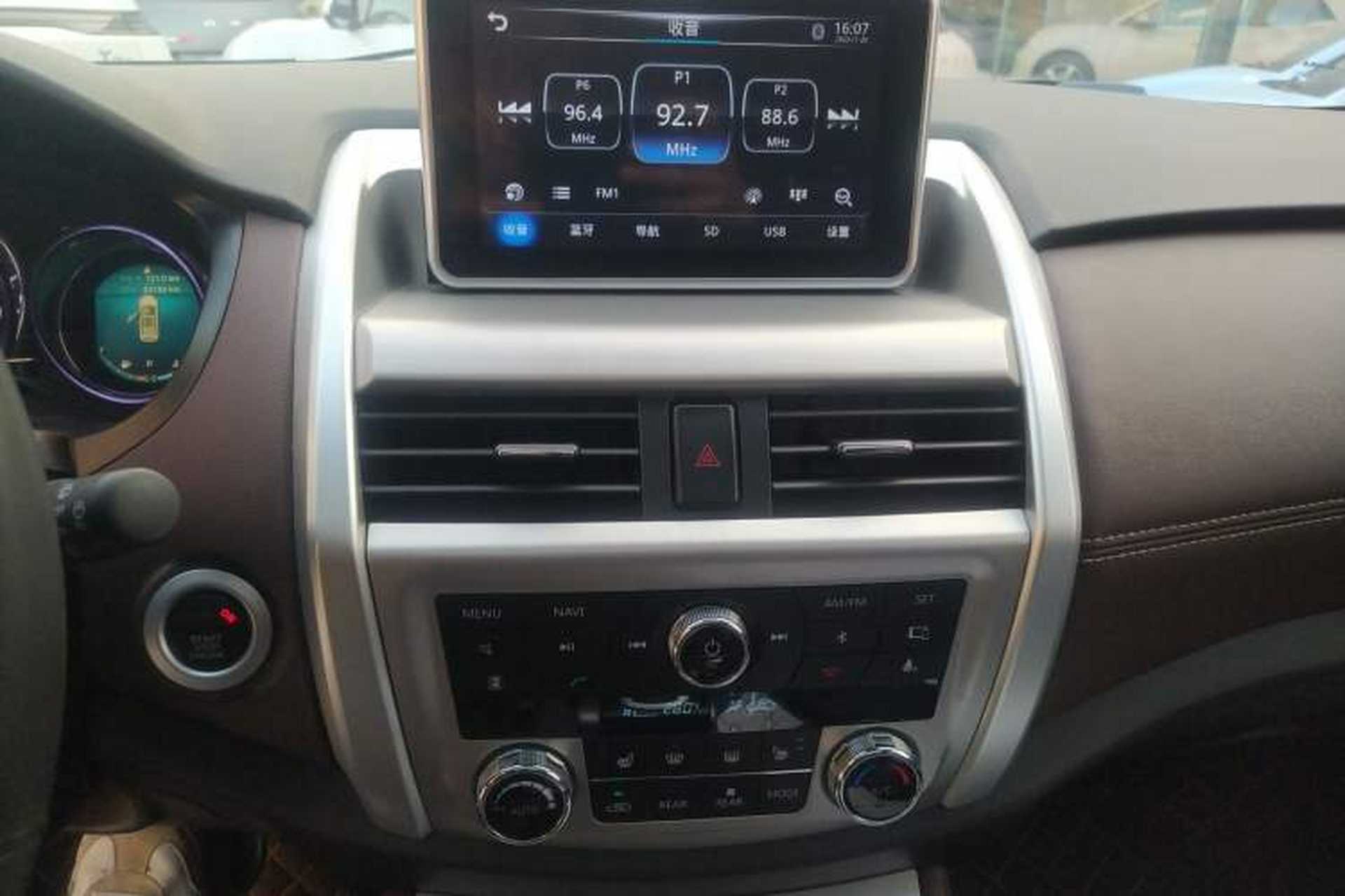 Used Bisu T5 2017 1.5T Automatic Flagship Model Audio And AC Panel