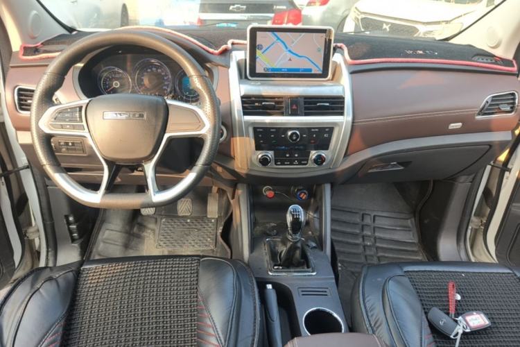 Used Bisu T5 2017 1.5T Manual Comfort Model Center Console