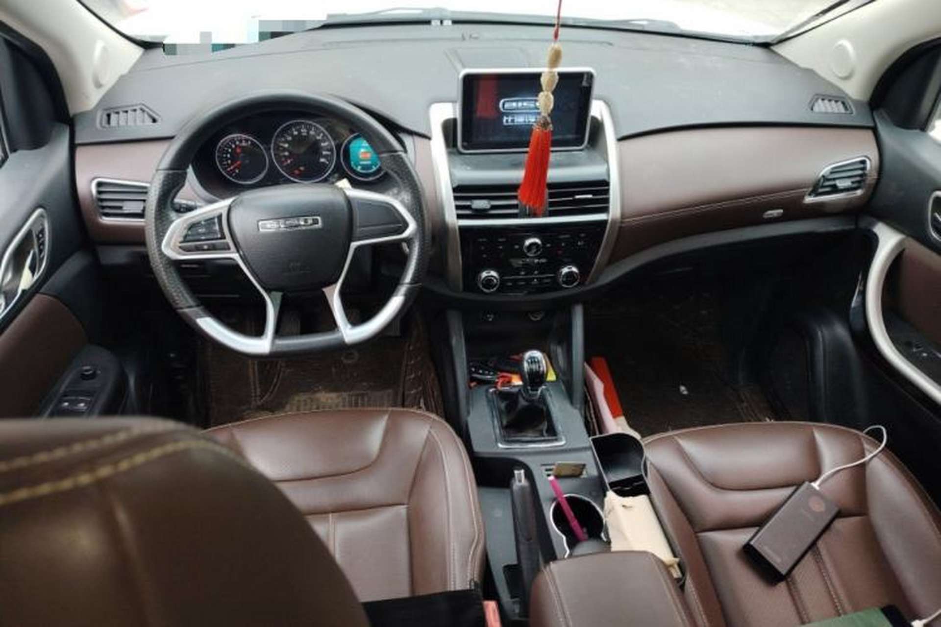Used Bisu T5 2017 1.5T Manual Comfort Model Center Console