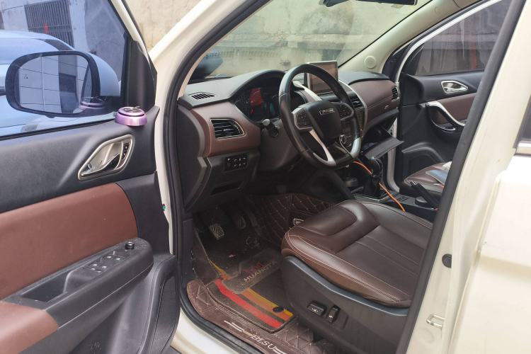 Used Bisu T5 2017 1.5T Manual Luxury Model Driver Seat