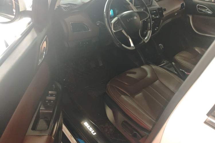 Used Bisu T5 2017 1.5T Manual Luxury Model Driver Seat