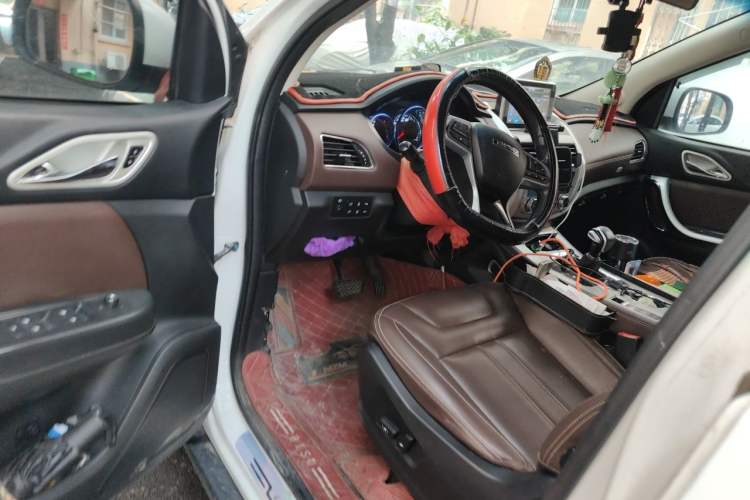 Used Bisu T5 2017 1.5T Automatic Flagship Model Driver Seat