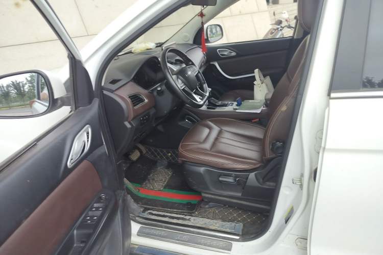 Used Bisu T5 2017 1.5T Automatic Luxury Model Driver Seat