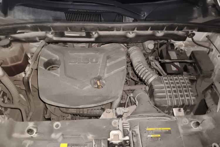 Used Bisu T5 2017 1.5T Manual Luxury Model Engine Bay