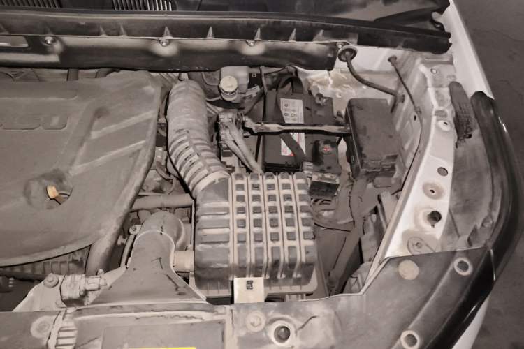 Used Bisu T5 2017 1.5T Manual Luxury Model Engine Bay Left