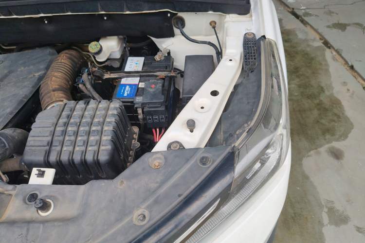 Used Bisu T5 2017 1.5T Manual Comfort Model Engine Bay Left