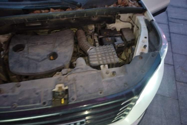Used Bisu T5 2017 1.5T Automatic Luxury Model Engine Bay Left
