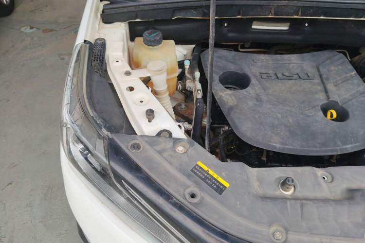 Used Bisu T5 2017 1.5T Manual Comfort Model Engine Bay Right
