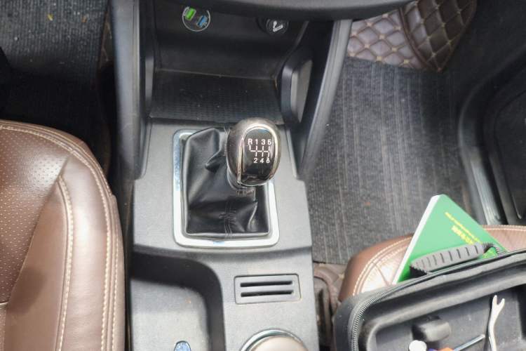 Used Bisu T5 2017 1.5T Manual Comfort Model Gear Lever